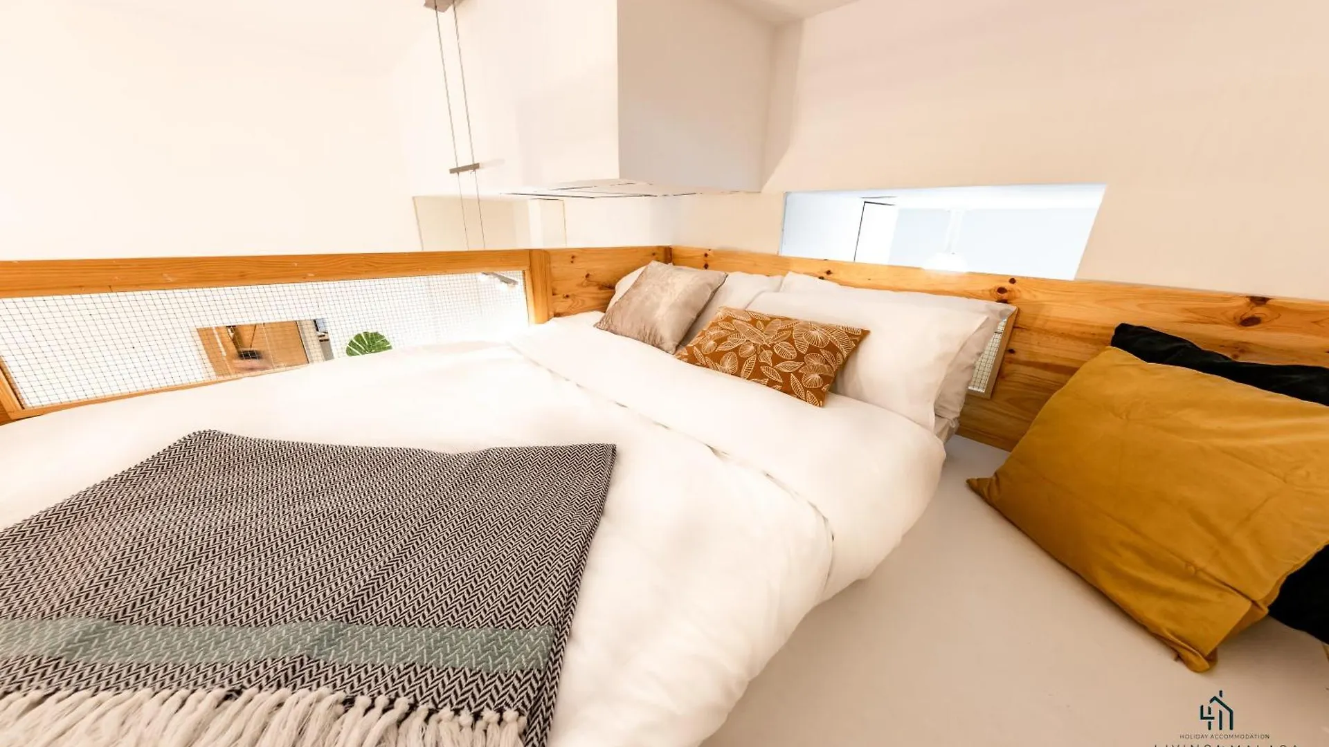Living4Malaga Woodland Oasis Apartment 0*, Malaga